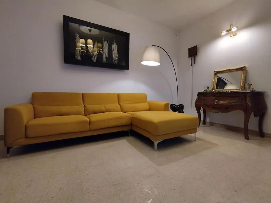 Tal-Munfuha- Centrally Located Space. Valletta