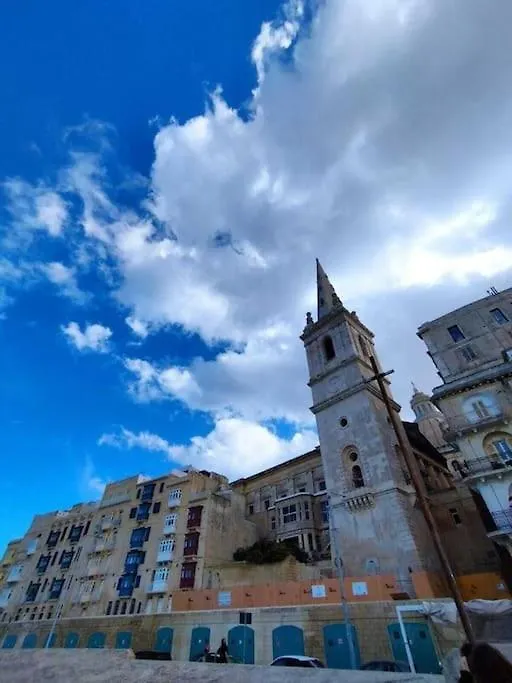 Apartment Tal-Munfuha- Centrally Located Space. Valletta