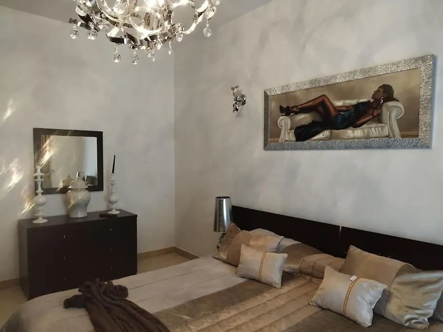 Apartment Tal-Munfuha- Centrally Located Space. Valletta Malta